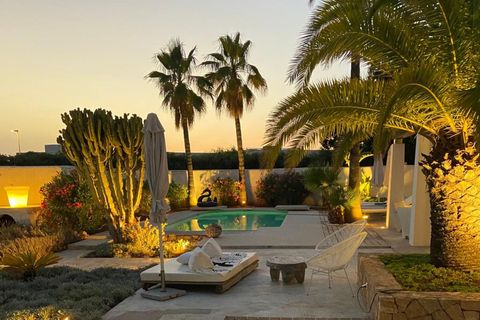 Villa a Cala Tarida, Ibiza, Cala Tarida - € 1.700.000 | Ref: CVE607 - foto 10